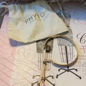 Phyto Paris bracelet with pouch